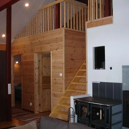 Ferienhaus Aamuruskon Ukkola