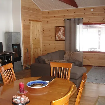 Ferienhaus Aamuruskon Ukkola *