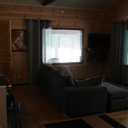 Ferienhaus Aamuruskon Ukkola